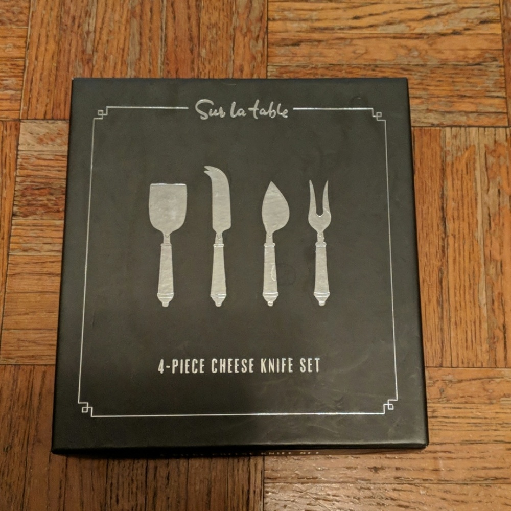 ***Brand New*** 4-piece cheese knife set